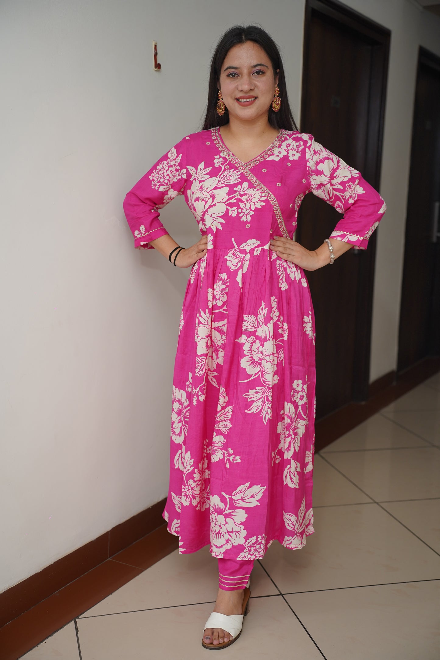 Gajri Glow Anarkali Set