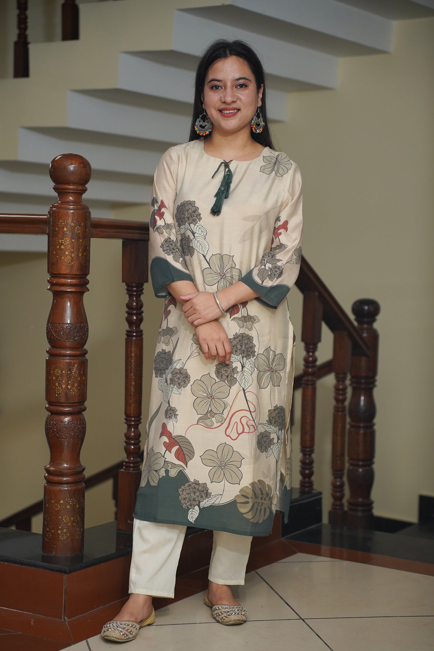Creamy Flora Printed Suit Set