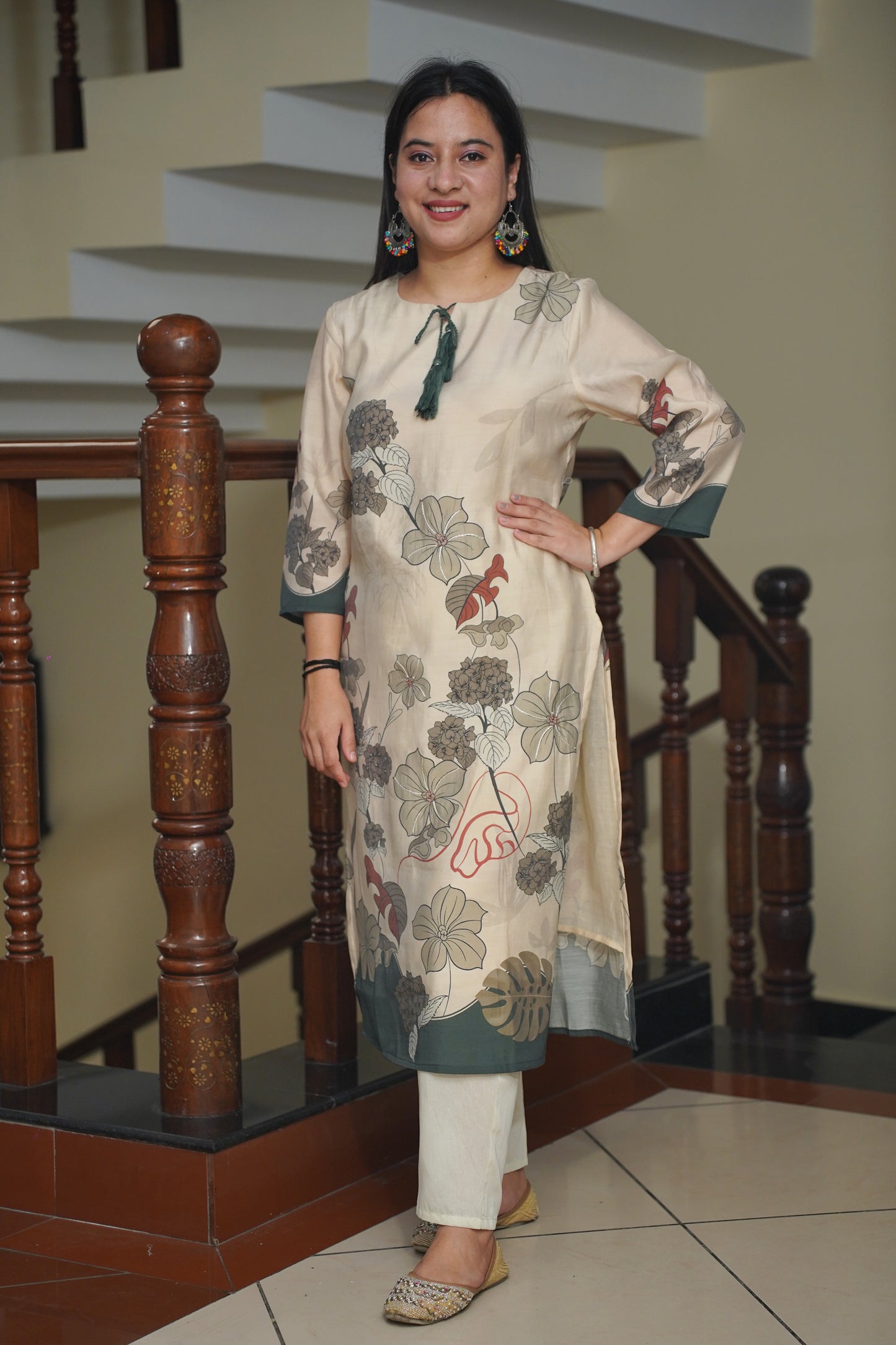 Creamy Flora Printed Suit Set
