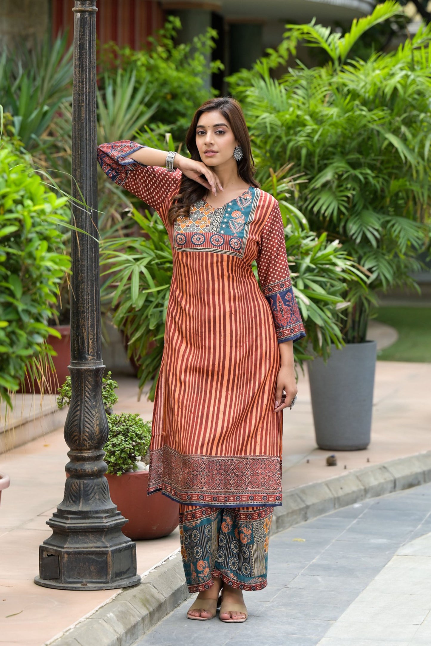 Amber Glow Muslin Kurta Set