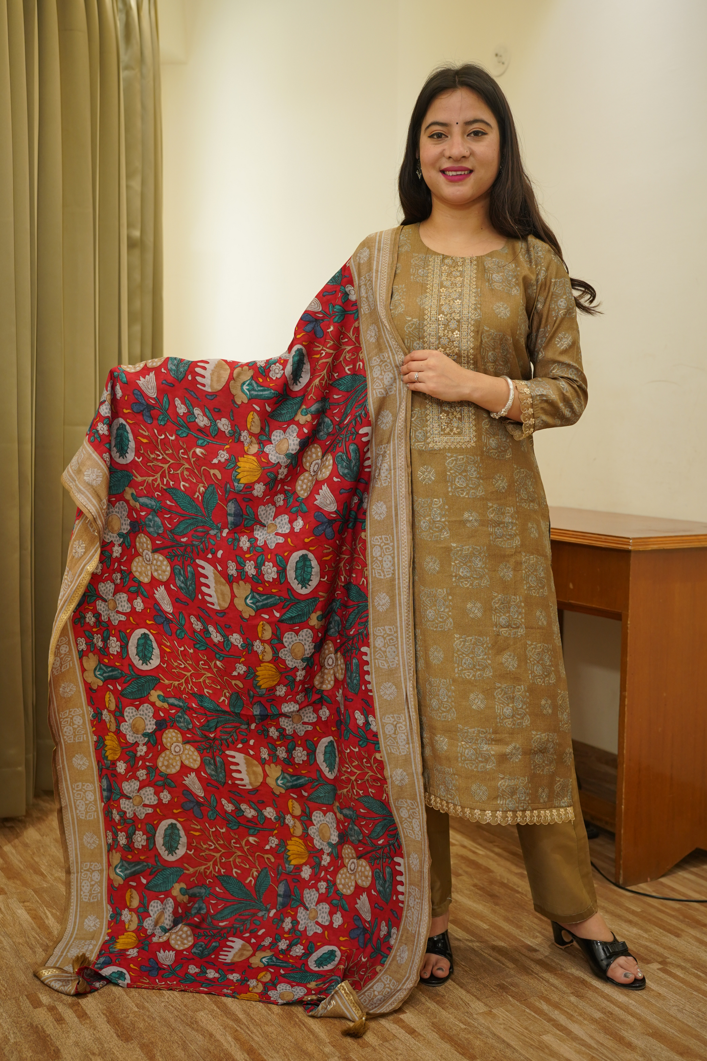 Kurta Set With Dupatta