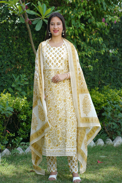 Creamy Sunshine Cotton Suit Set